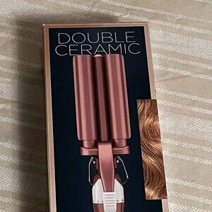 NIB Conair Double Ceramic Triple Barrel Waver Crimping Iron New in box